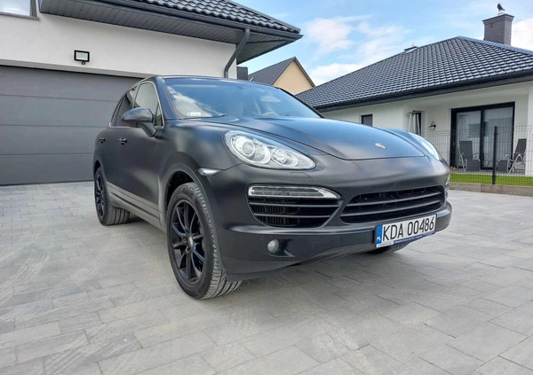 Porsche Cayenne cena 104550 przebieg: 191000, rok produkcji 2012 z Szczucin małe 92